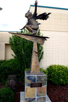 Gary Lee Price, "Paper Airplanes: Journeys of the Imagination" (2004, bronze). A gift of the Seagraves Family Foundation.