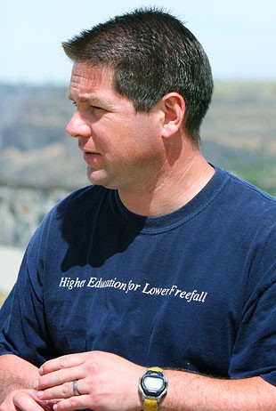 A headshot of Tom Aiello